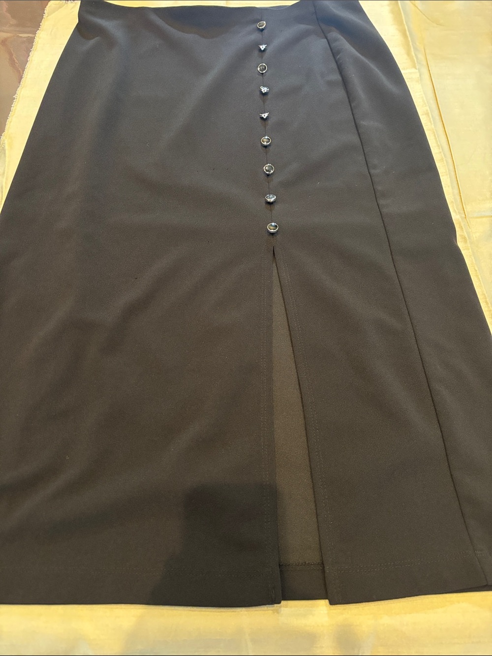 2 Items Pencil Skirt with Front Button Accents and emery Rose top extra large